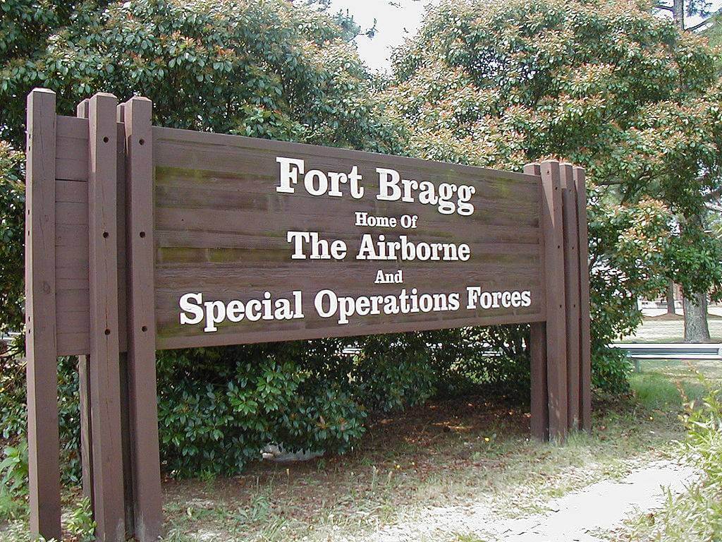 1024px Bragg Gate 066